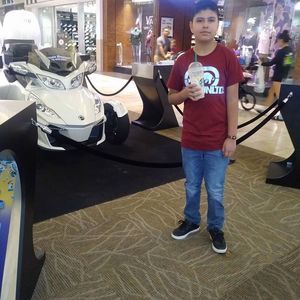 Meet your Posher, Jason